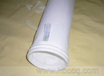 滌（dí）綸覆膜針刺氈除塵布袋（dài）