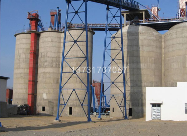 水泥廠哪些地方需要安裝除塵器?應該安裝什麽除塵器? 水泥廠哪些地(dì)方(fāng)需要安裝(zhuāng)除塵器?應該安裝什麽除塵器?