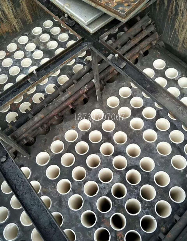 不畏（wèi）嚴寒搶工期 除塵布袋更換完畢