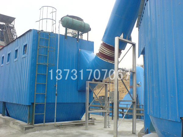 徐州建材廠破(pò)碎機PPC96-6氣箱脈衝除塵器安裝完畢 徐州建材廠破碎機PPC96-6氣箱脈衝除塵器安裝完畢